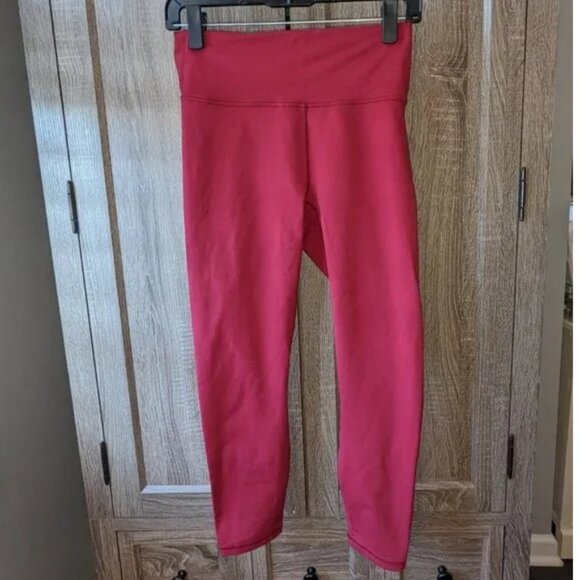 *3 FOR $9* Fabletics Powerhold Ankle Cropped Crop Power Hold Sport Leggings pant - Picture 1 of 2